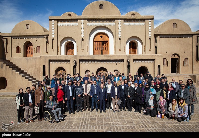 بازدید سینماگران خارجی جشنواره فجر از شهرک سینمایی غزالی