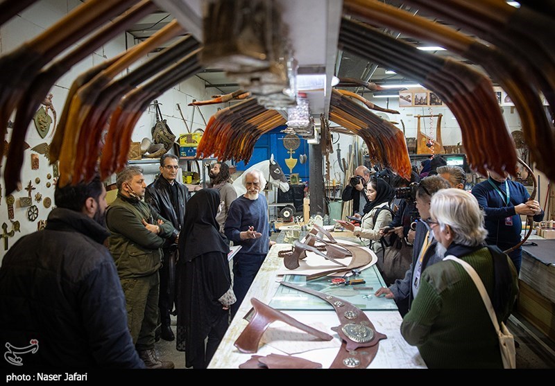 بازدید سینماگران خارجی جشنواره فجر از شهرک سینمایی غزالی