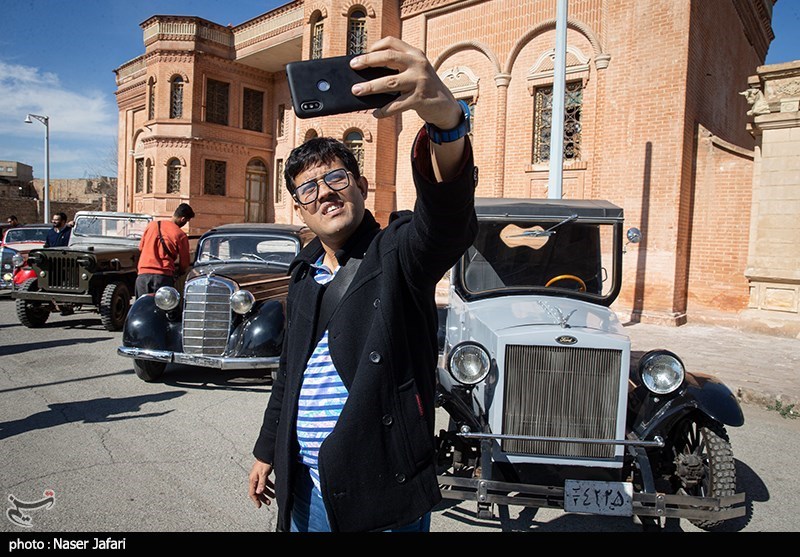 بازدید سینماگران خارجی جشنواره فجر از شهرک سینمایی غزالی