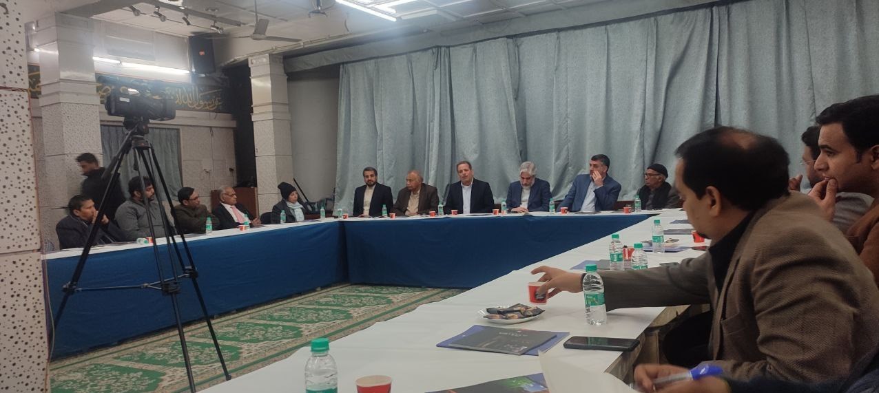 نمایشگاه کتاب دهلی , کشور هند , کتاب و ادبیات , زبان فارسی , شعر فارسی , کتاب , 