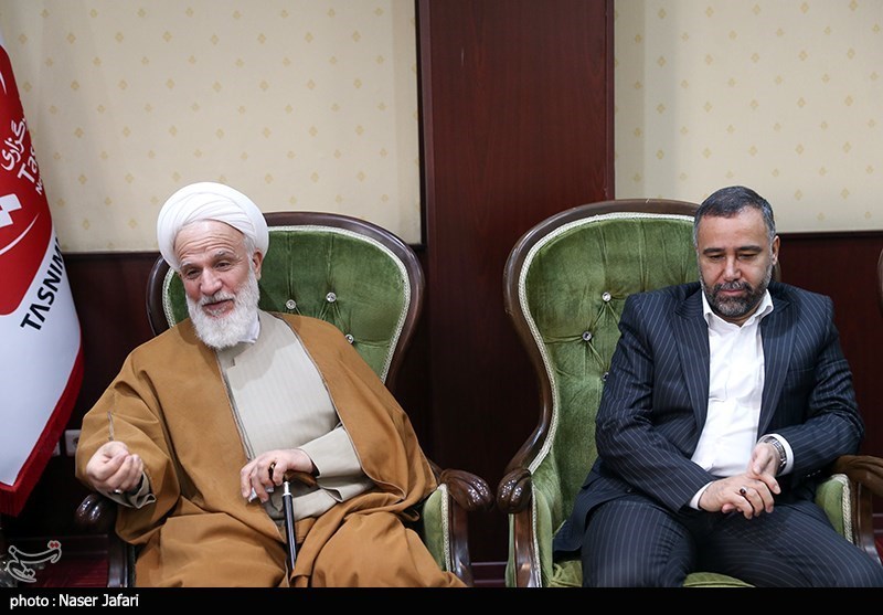 حضور آیت الله  عراقی در خبرگزاری تسنیم