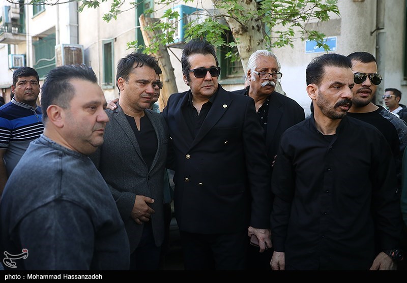 تشییع پیکر رضا داودنژاد