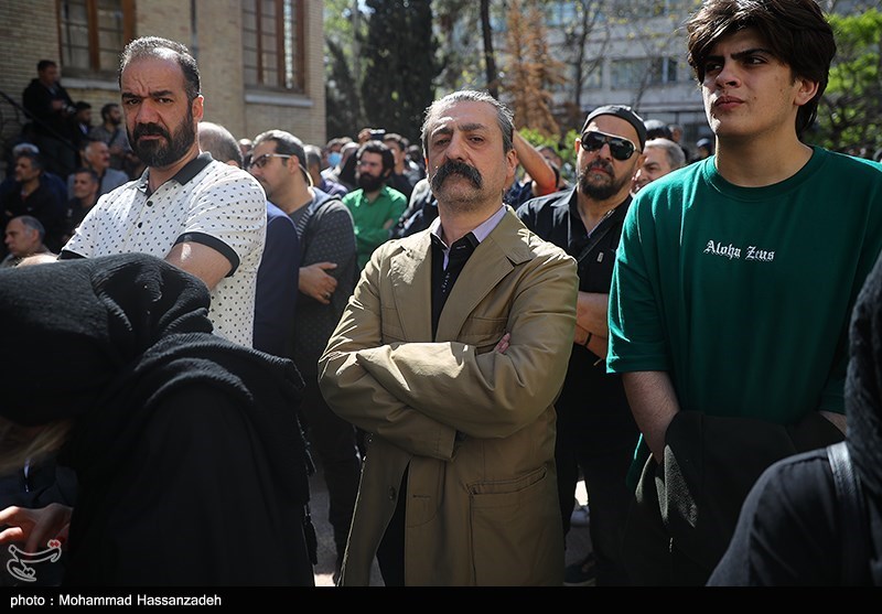 تشییع پیکر رضا داودنژاد