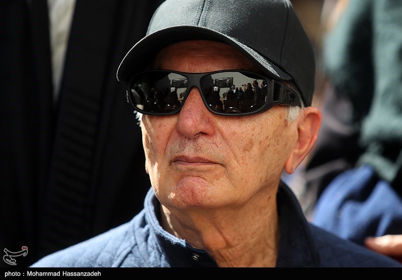 تشییع پیکر رضا داودنژاد