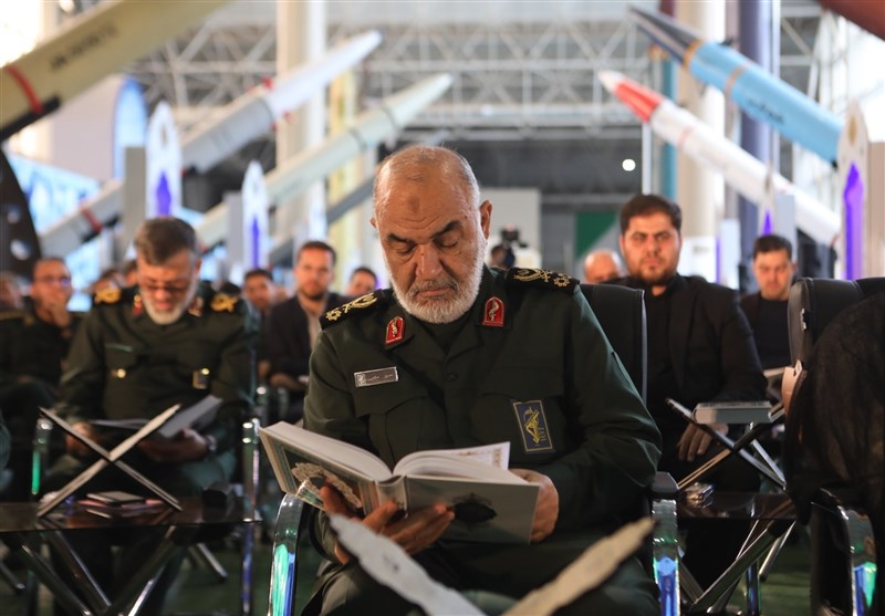 قرآن , سپاه پاسداران انقلاب اسلامی , پژوهشگاه هوافضای ایران , سردار سرلشکر حسین سلامی ,