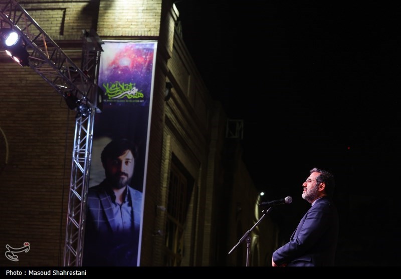 آیین معرفی چهره برتر هنر انقلاب اسلامی