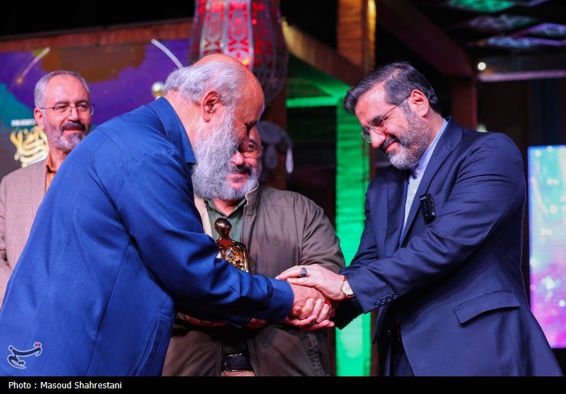 آیین معرفی چهره برتر هنر انقلاب اسلامی