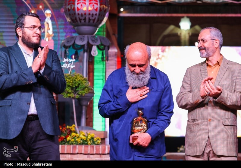 آیین معرفی چهره برتر هنر انقلاب اسلامی