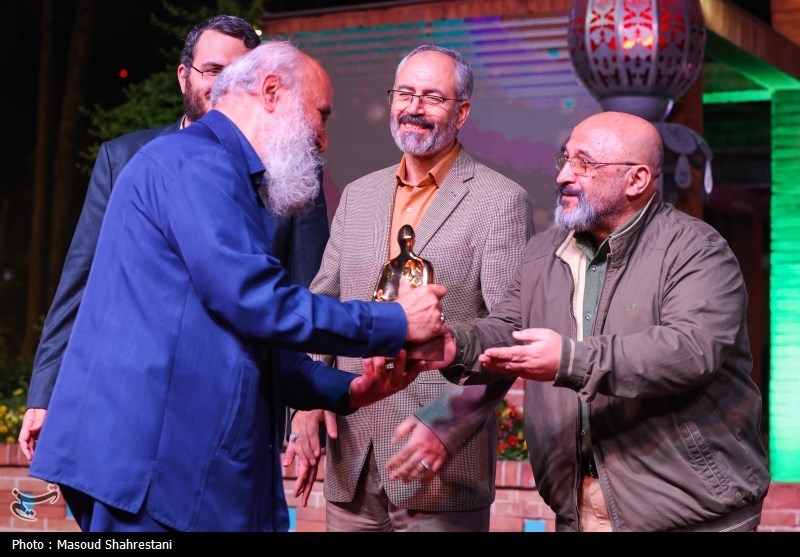 آیین معرفی چهره برتر هنر انقلاب اسلامی