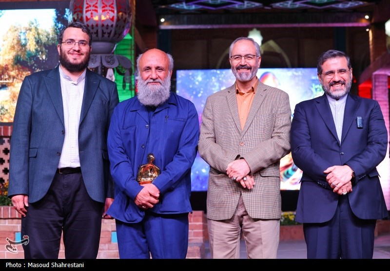 آیین معرفی چهره برتر هنر انقلاب اسلامی