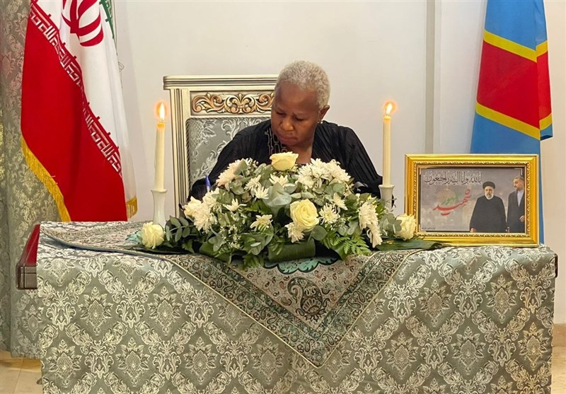 وزارت امور خارجه جمهوری اسلامی ایران , سفارتخانه های جمهوری اسلامی ایران , سفیر جمهوری اسلامی ایران , حسین امیرعبداللهیان , حادثه بالگرد رئیس جمهور ,