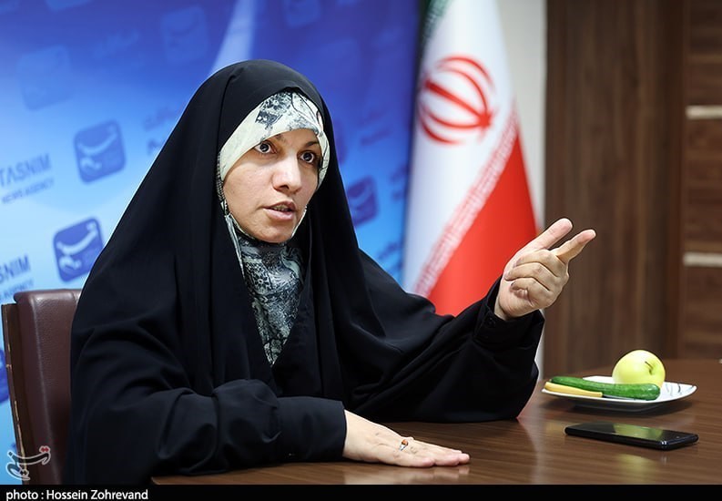 زنان , بحران هویت , زنان و خانواده , فرزندآوری , کاهش جمعیت , 