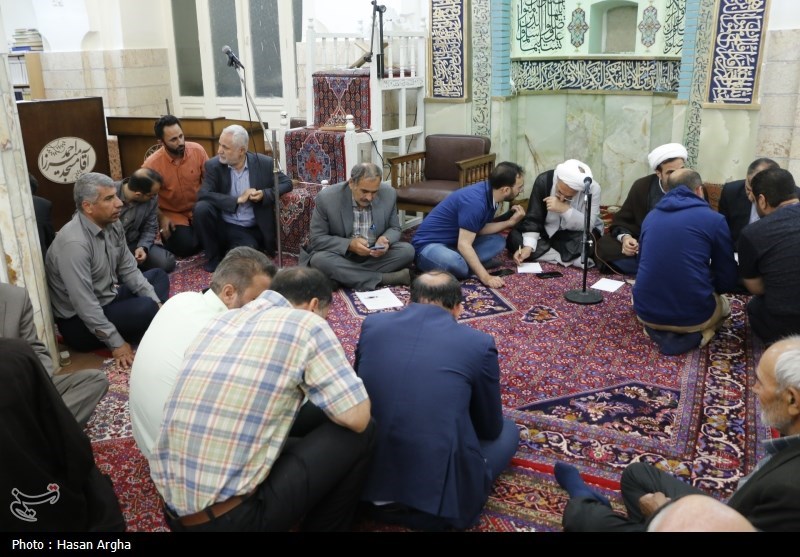 جلسات ملاقات فرماندار کهگیلویه در تب اعتراض