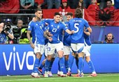 ایتالیا شوک زودهنگام آلبانی را جواب داد و نیمه اول را برد