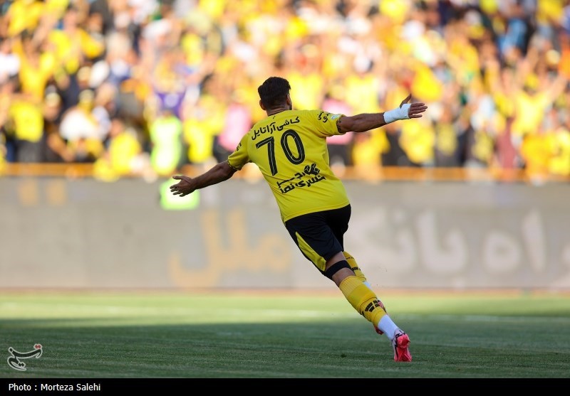 فینال  جام حذفی / دیدار تیمهای فوتبال  سپاهان اصفهان و مس رفسنجان