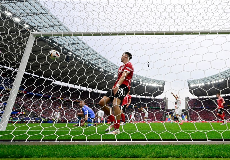 تیم‌ ملی فوتبال اتریش , تیم ملی فوتبال لهستان , یورو 2024 , روبرت لواندوفسکی , 