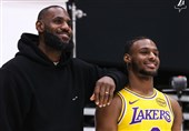 لبران جیمز و شوخی سنتی NBA با پسرش