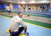 تنبیهات انضباطی فدراسیون شمشیربازی برای پاکدامن و رهبری