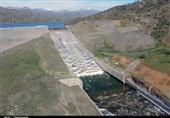 سد گاران مریوان با دبی 300 لیتر بر ثانیه سرریز شد