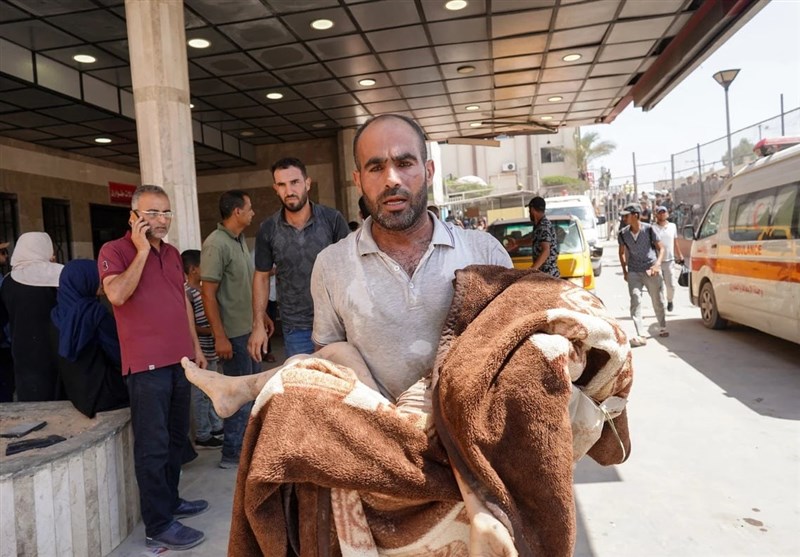 Israeli Snipers Target Anyone Who Moves in Khan Younis