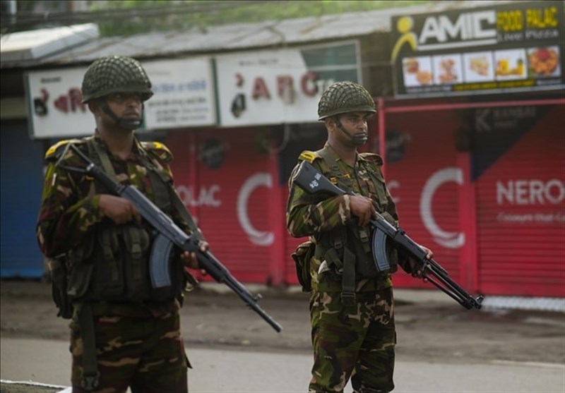 Bangladesh Extends Curfew Amid Student Protests as 5,500 Arrested