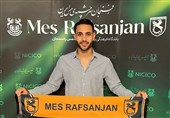پارسا: ادامه لیگ منطقی نیست/ کار با جباری لذت دارد