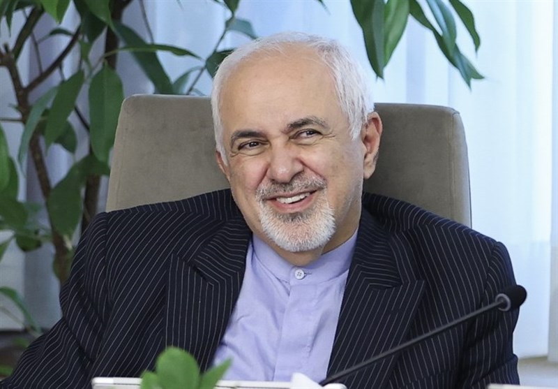 Zarif’i Eleştirmeyin!