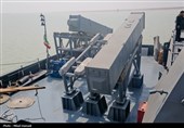 بازدید خبرنگاران از ناو شهید ابو المهدی المهندس