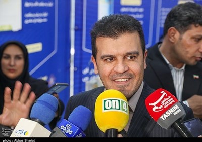 معاون رئیس‌جمهور: 83 درصد رتبه‌های برتر کنکور در ایران مانده‌اند