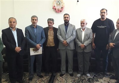 حسن باجلوند هدایای پارالمپیک را به نیازمندان اهدا کرد