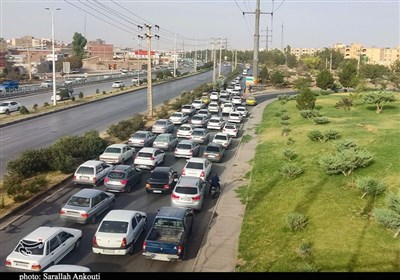 ترافیک سنگین در هراز و چالوس/بارندگی در جاده‌های 6 استان