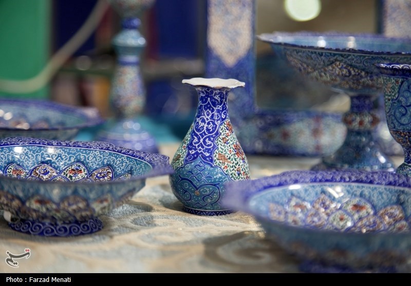 فعالیت بیش از 24 هزار هنرمند شناسنامه‌دار صنایع دستی در فارس