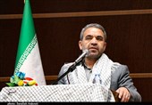 ملعمان مسوولیت سنگینی در بحث هویت‌سازی برای دانش‌آموزان دارند