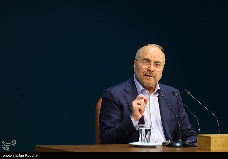 نشست خبری رئیس مجلس