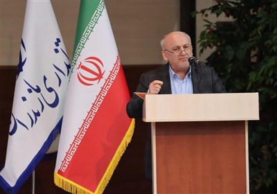 فرمانداران خط مقدم خدمت‌اند