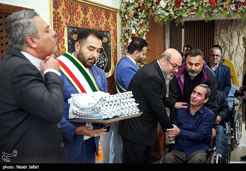 سردار سرتیپ حسین دهقان , بنیاد مستضعفان ,