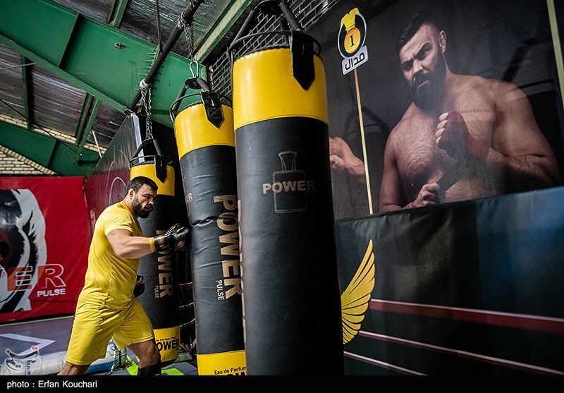 امیر علی اکبری , تیم فوتبال تراکتور تبریز , MMA , 