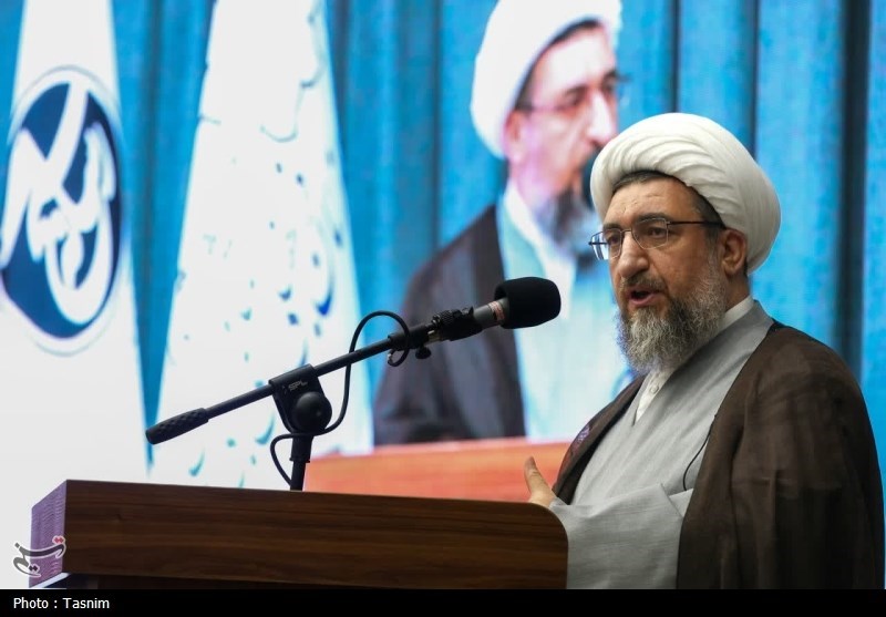 خبرنگاران باشجاعت، حقیقت را بیان کنند 