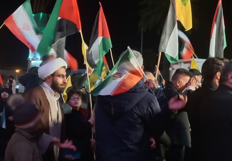 مردم گرگان پاسخ دشمنان را در خیابان‌ها می‌دهند