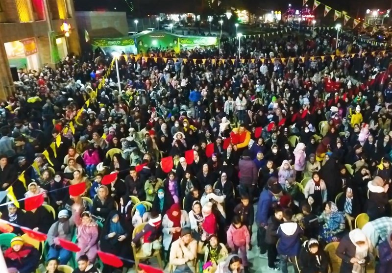 شور انتظار در شب میلاد امام زمان (عج) در اصفهان