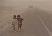 بحران گرد و غبار وارداتی بر سر کرمانشاه/ مردم فقط خاک می‌خورند!