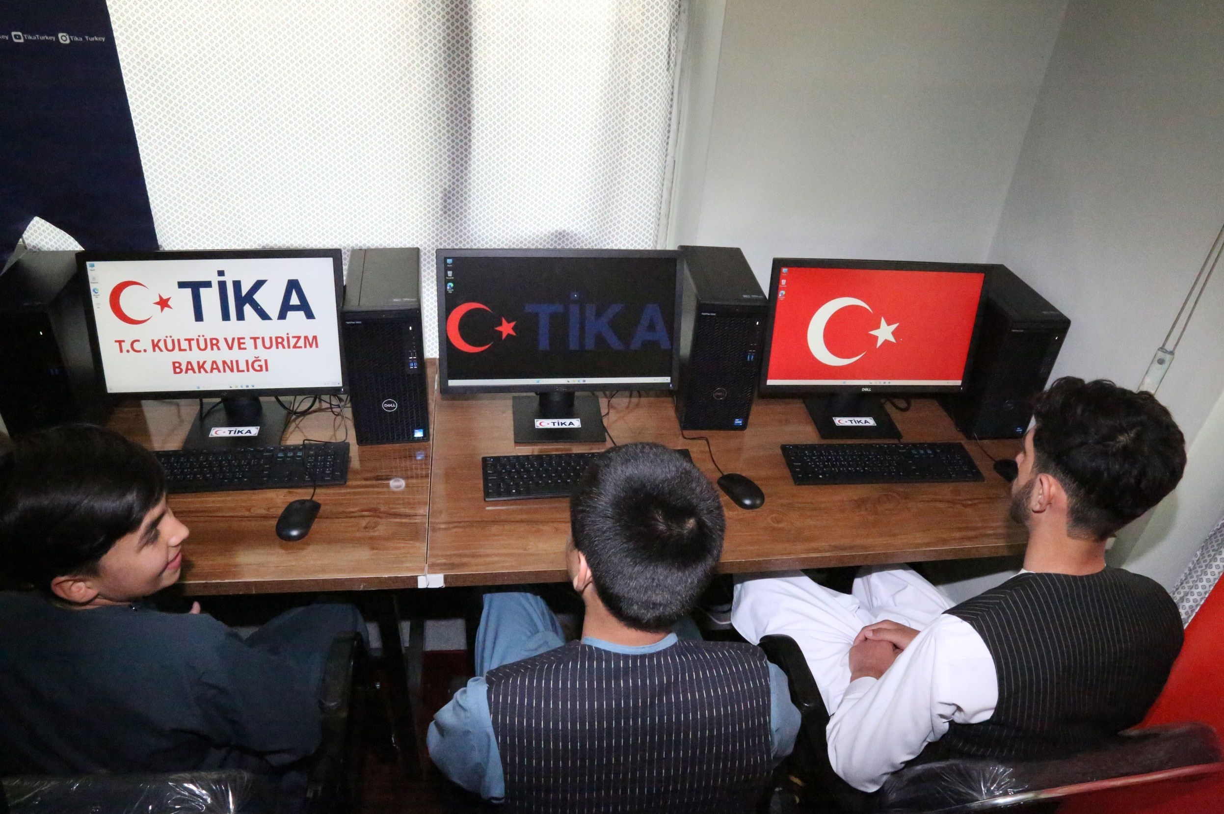 کشور ترکیه , کشور افغانستان , طالبان , 