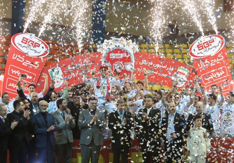 محمد کشاورز , فوتسال , فوتسال ایران , تیم فوتسال گیتی پسند , 