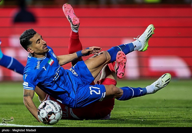 استقلال , تیم فوتبال پرسپولیس , 