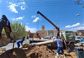 دومین فرونشست زمین در بافت تاریخی یزد/ خط لوله آب ترکید