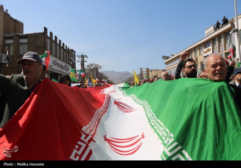 آغاز راهپیمایی روز ‌قدس در سراسر ایران/ مردم با مشت‌های گره کرده آمدند