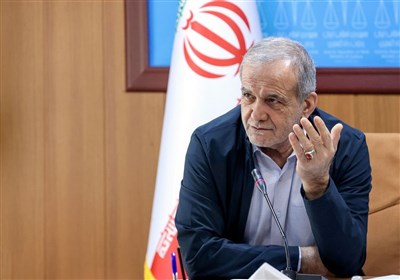 ببینید|حضور سرزده پزشکیان در جلسه وزیر جهاد با کمیسیون بهداشت