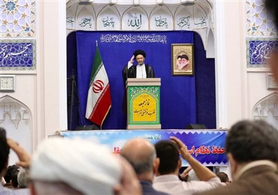 استکبار جهانی سپاه، رهبری و انسجام ملی را نشانه گرفته است