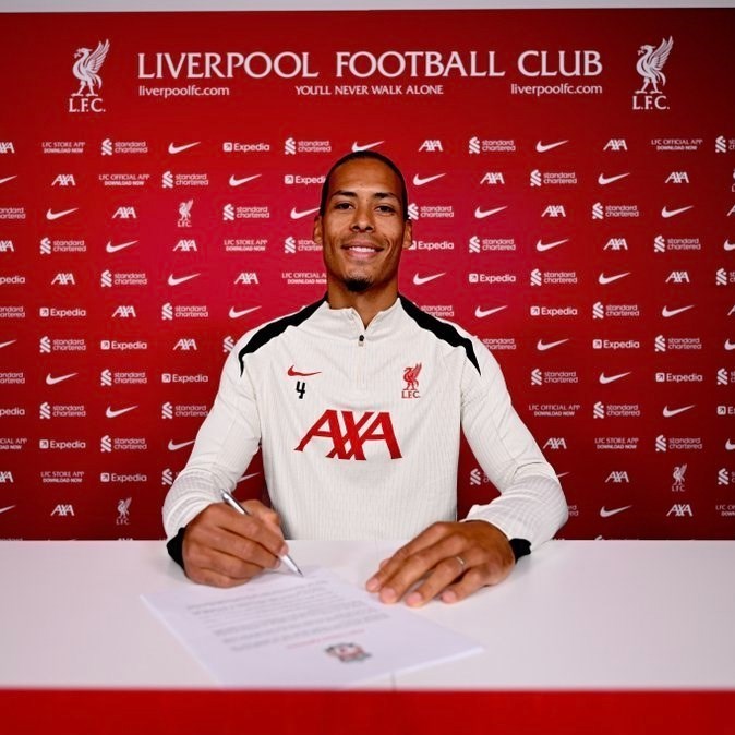 تیم فوتبال لیورپول انگلیس , فیرجیل فن‌دایک , 