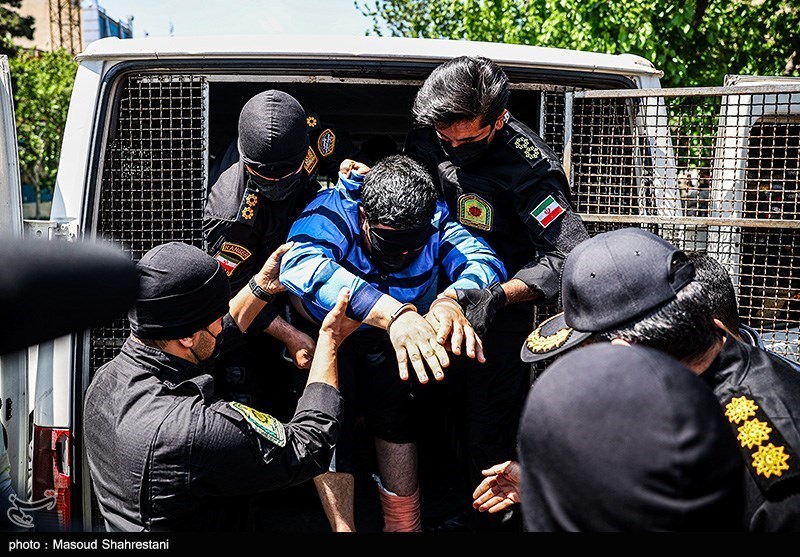 دستگیری 6 نفر از اراذل و اوباش خیابان بهشتی